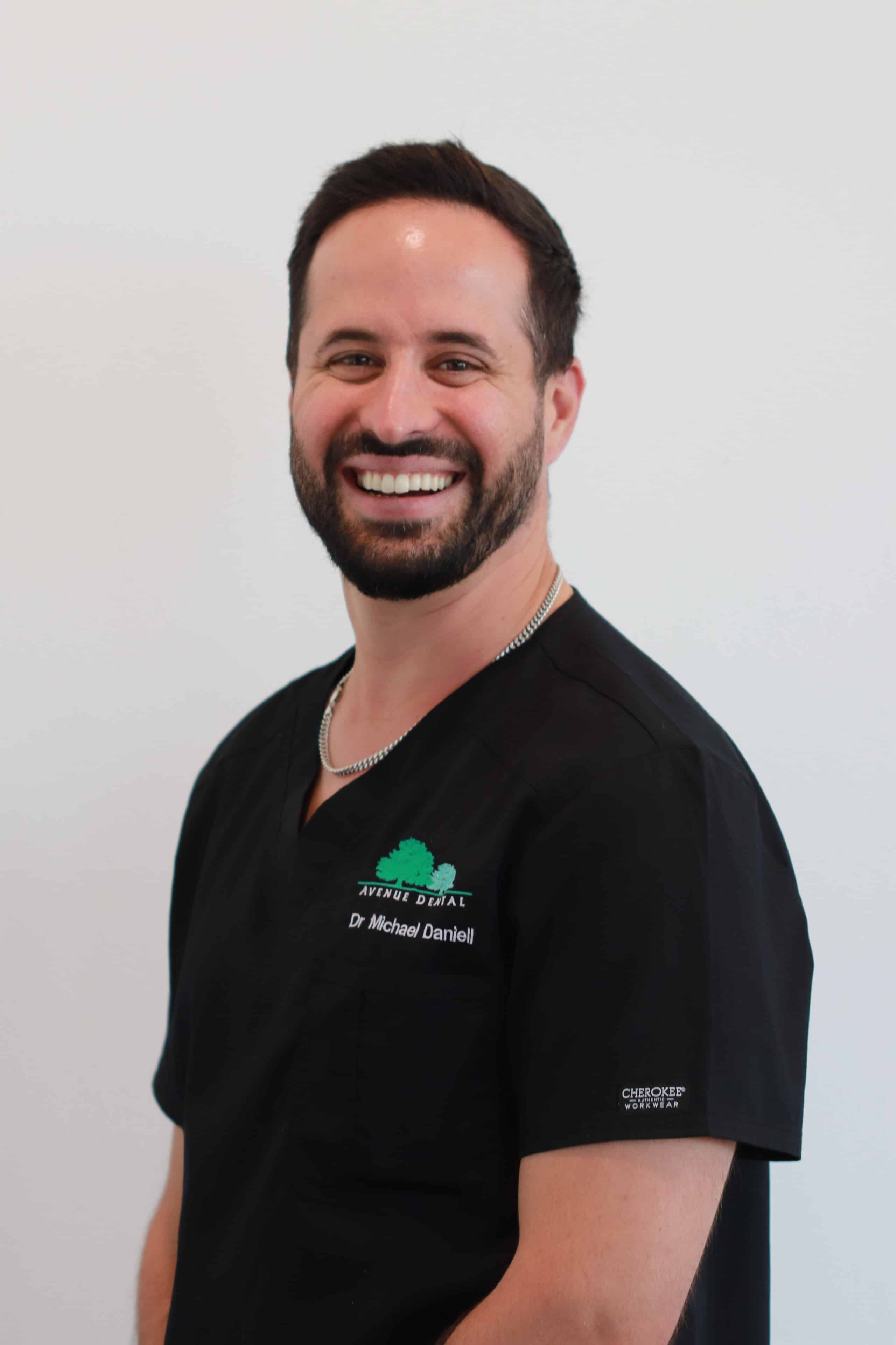 Dr michael daniel dnetist Avenue dental northlakes dentist brisbane
