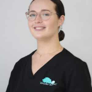 Chloe Curds Dental Assistant Avenue Dental Sunshine Coast Caloundra
